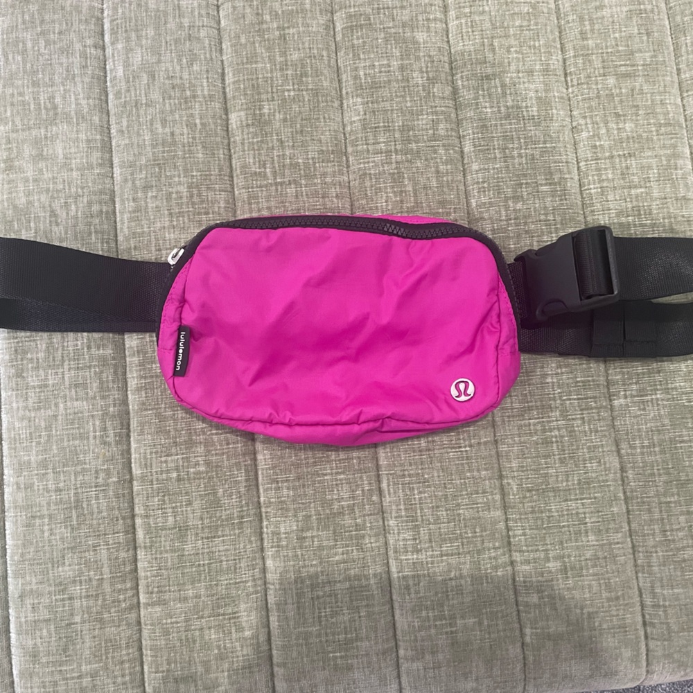 Lululemon Belt Bag- Hot Pink and Black